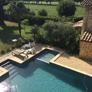 Couette-café Ferme St Pierre Autonome 2-4 Personnes, Chabeuil